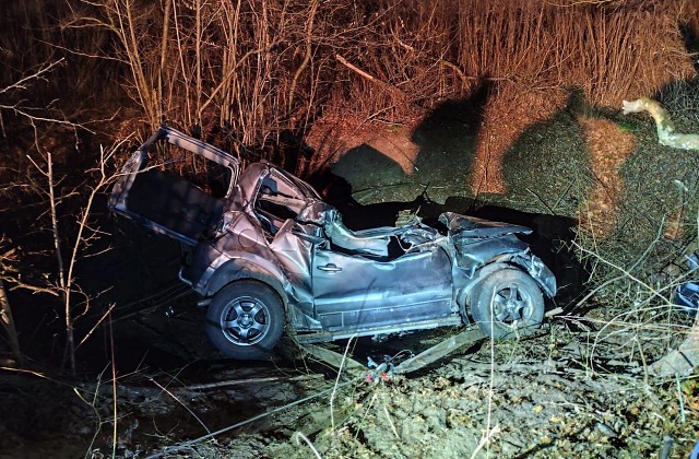 Tragická dopravná nehoda v okrese Gelnica. O život prišla len 19-ročná vodička – FOTO