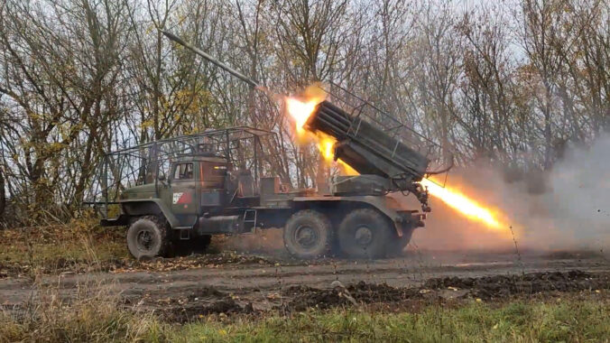 Moskva za jediný deň prišla o ďalších takmer 1400 vojakov, 13 tankov a viac ako stovku dronov