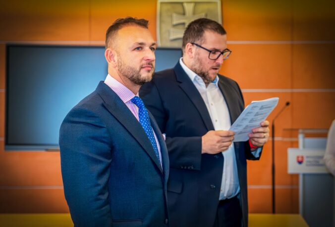 Šutaj Eštok vyznamenal príslušníkov protiteroristického Útvaru osobitného určenia i Policajného zboru – FOTO