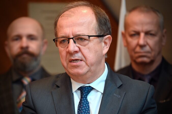 Kolabujúci systém registrácie cudzincov spôsobuje chaos, Únia miest žiada okamžité riešenie Kolabujúci systém registrácie cudzincov spôsobuje chaos, Únia miest žiada okamžité riešenie