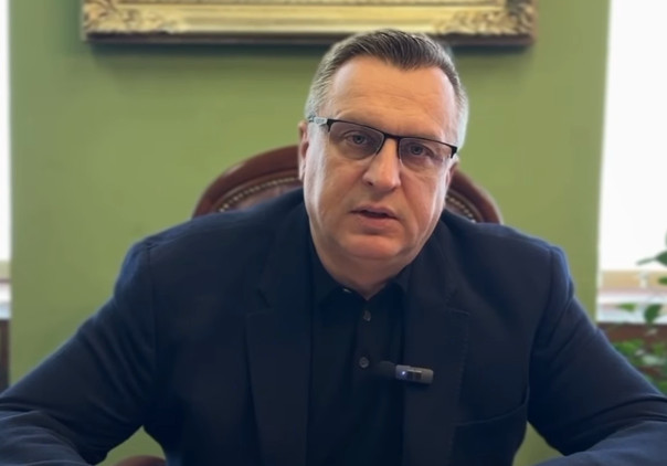 SNS podala návrh na zrušenie transakčnej dane pre živnostníkov a pre firmy s obratom do 100-tisíc eur – VIDEO