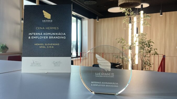Spoločnosť Henkel Slovensko získala ocenenie Hermes Komunikátor roka 2024 za inovatívny prístup k bezpečnosti na pracovisku Spoločnosť Henkel Slovensko získala ocenenie Hermes Komunikátor roka 2024 za inovatívny prístup k bezpečnosti na pracovisku