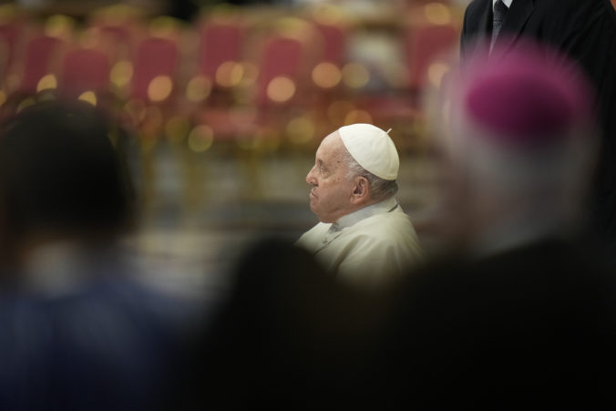 Na pápeža Františka spomína aj prezident biblického inštitútu Dubovský. Išla z neho radosť, pokoj i humor
