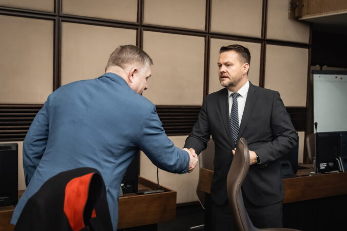 Migaľ odmieta, že by si ho premiér Fico „kúpil“ funkciou a vyjadril sa aj k Bödörovi na úrade vlády Migaľ odmieta, že by si ho premiér Fico „kúpil“ funkciou a vyjadril sa aj k Bödörovi na úrade vlády