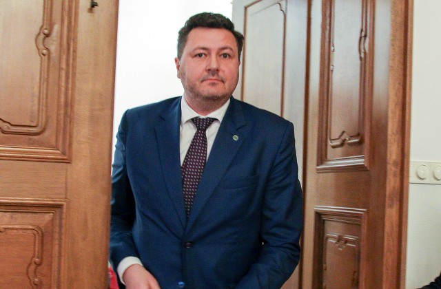 Súdna rada podľa združenia Za otvorenú justíciu zlyhala, pri vypočutí Moznera odignorovala kontroverzné otázky Súdna rada podľa združenia Za otvorenú justíciu zlyhala, pri vypočutí Moznera odignorovala kontroverzné otázky