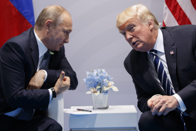 Trump kritizoval Putina za útoky na civilné oblasti Ukrajiny, možno s ním treba zaobchádzať inak
