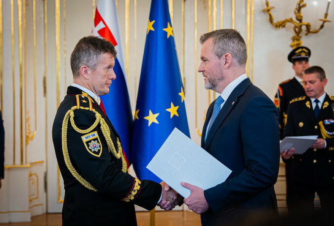 Zurian čelí kritike opozície. Tvrdí, že jeho svedomie je čisté a zvažuje právne kroky Zurian čelí kritike opozície. Tvrdí, že jeho svedomie je čisté a zvažuje právne kroky