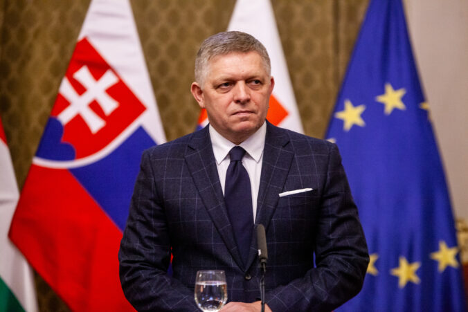 Fico odcestuje na návštevu Spojeného kráľovstva. Britský premiér sa s ním odmietol stretnúť, tvrdí Korčok – VIDEO Fico odcestuje na návštevu Spojeného kráľovstva. Britský premiér sa s ním odmietol stretnúť, tvrdí Korčok – VIDEO
