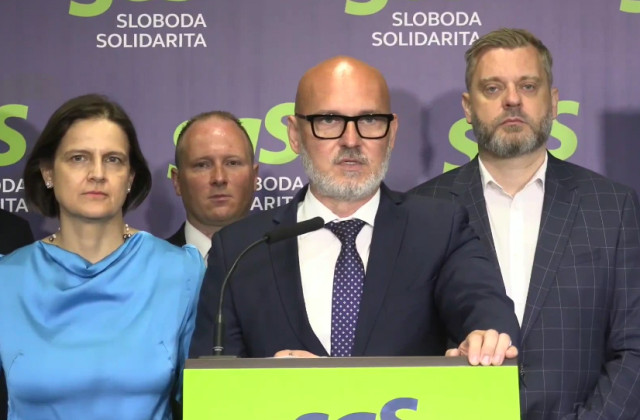 Prepúšťanie zločincov a zametanie korupčných káuz musí prestať, SaS predstavila svoje desatoro pre spravodlivosť – VIDEO Prepúšťanie zločincov a zametanie korupčných káuz musí prestať, SaS predstavila svoje desatoro pre spravodlivosť – VIDEO