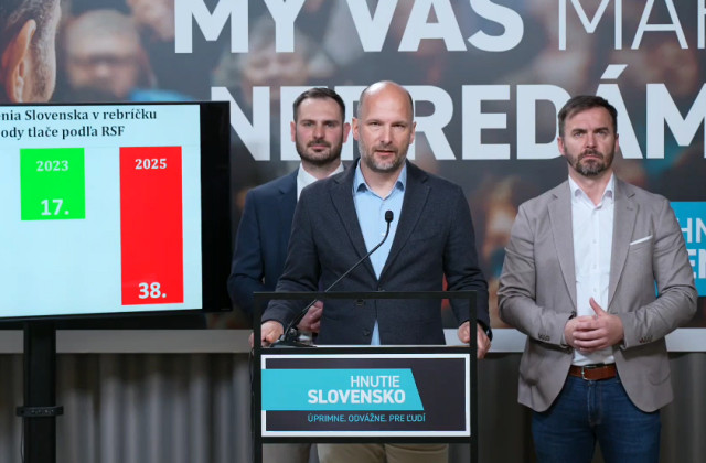 Fico nás stiahol na historické dno v rebríčku slobody médií, hovoria poslanci hnutia Slovensko – VIDEO Fico nás stiahol na historické dno v rebríčku slobody médií, hovoria poslanci hnutia Slovensko – VIDEO