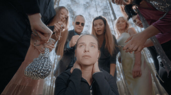 Nela Pocisková má svoju Pravdu a prsty v nej má aj Katarína Knechtová – VIDEO, FOTO