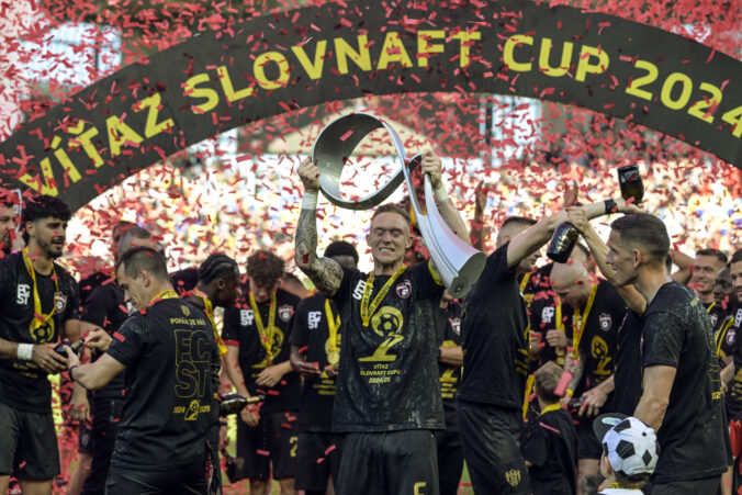 Polícia bola na futbalové finále Slovnaft Cup-u dobre pripravená, nemusela riešiť nič vážne
