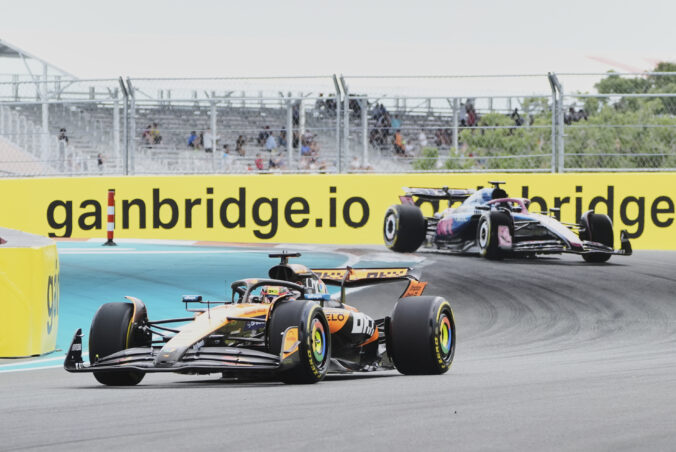 Veľká cena Miami bude naďalej súčasťou kolotoča F1, preteky budú pokračovať minimálne do roku 2041 Veľká cena Miami bude naďalej súčasťou kolotoča F1, preteky budú pokračovať minimálne do roku 2041