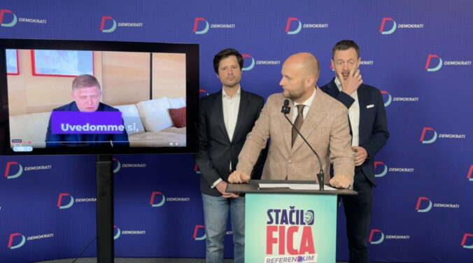 Slovensko môže prísť o stovky miliónov. Dôvodom je podľa Demokratov Ficov pakt s Orbánom – VIDEO Slovensko môže prísť o stovky miliónov. Dôvodom je podľa Demokratov Ficov pakt s Orbánom – VIDEO