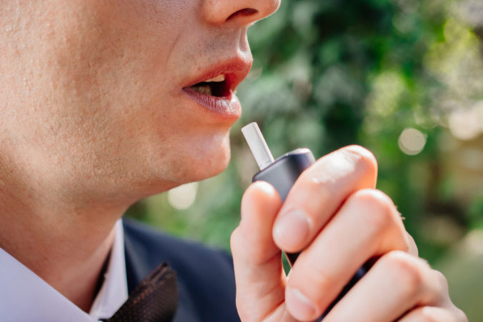 Philip Morris mení budúcnosť, už 40 percent jeho príjmov tvorí bezdymový tabak