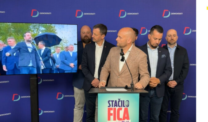 Demokrati odmietajú zaťahovanie strany do atentátu na Fica, podľa nich ide o prekrývanie skutočných problémov – VIDEO, FOTO Demokrati odmietajú zaťahovanie strany do atentátu na Fica, podľa nich ide o prekrývanie skutočných problémov – VIDEO, FOTO