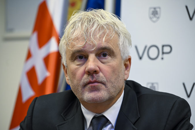 Mikloško kritizuje množstvo reklám na hazard počas prenosov z MS v hokeji, hovorí o normalizácii gamblerstva Mikloško kritizuje množstvo reklám na hazard počas prenosov z MS v hokeji, hovorí o normalizácii gamblerstva