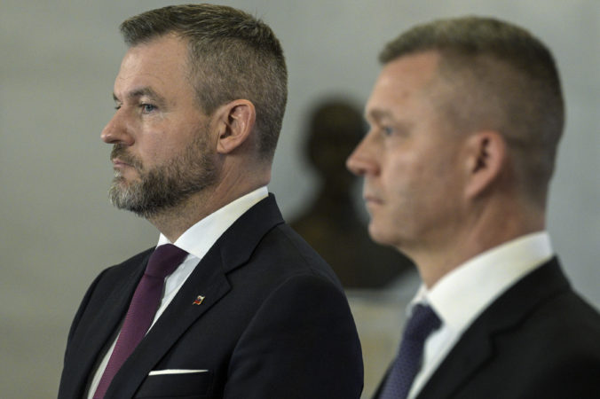 Pellegrini má nového poradcu pre menšiny. Je ním jeho bývalý protikandidát Forró