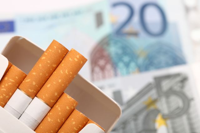 Plány na dvojnásobné dane z cigariet znova ožívajú. Priblíži sa aj Slovensko k cene 12 či 13 eur za krabičku?
