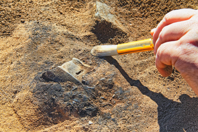 Archeológovia preskúmajú pohrebiská pod budúcim obchvatom Šale, aj jaskyňu lovcov z doby kamennej v Tatrách Archeológovia preskúmajú pohrebiská pod budúcim obchvatom Šale, aj jaskyňu lovcov z doby kamennej v Tatrách