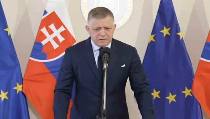 Fico reagoval na prejav prezidenta: Nemáme záujem na konflikte, ale chceme suverénnu zahraničnú politiku – VIDEO Fico reagoval na prejav prezidenta: Nemáme záujem na konflikte, ale chceme suverénnu zahraničnú politiku – VIDEO