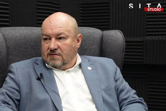 SZĽH nedokázal pritiahnuť talenty zo zámorskej NHL. Zväzy si zvykli na veľké balíky peňazí, tvrdí Huliak – VIDEO