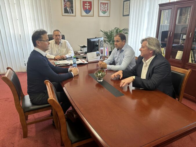 Levoča sa usiluje o návrat renesančnej busty, vedenie mesta rokovalo s riaditeľom Spišského múzea – FOTO