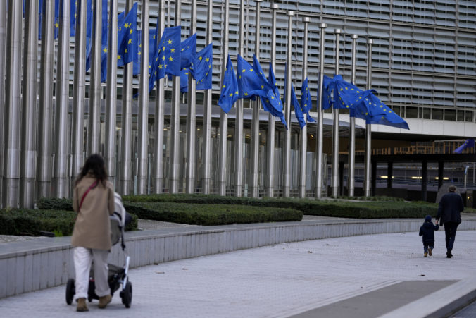 Reformy presadzované Ficovou vládou ohrozujú demokratické princípy na Slovensku, konštatuje Brusel Reformy presadzované Ficovou vládou ohrozujú demokratické princípy na Slovensku, konštatuje Brusel