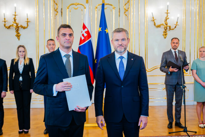 Pellegrini vymenoval nového predsedu Slovenskej akadémie vied, podľa prezidenta ho čaká náročná úloha – VIDEO