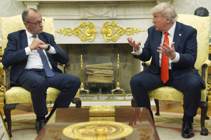Trump nedokázal ukončiť ruskú vojnu na Ukrajine za deň, prešiel k pozícii: Nechajme ich, nech sa bijú