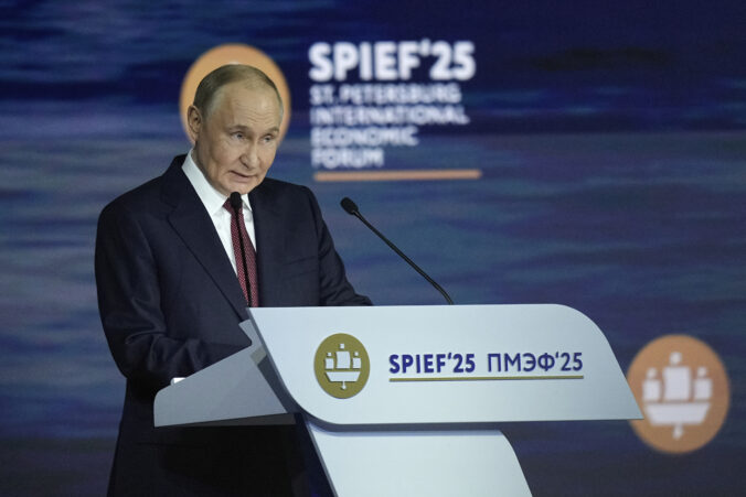 Putin nevylúčil pokus o dobytie mesta Sumy na severovýchode Ukrajiny Putin nevylúčil pokus o dobytie mesta Sumy na severovýchode Ukrajiny