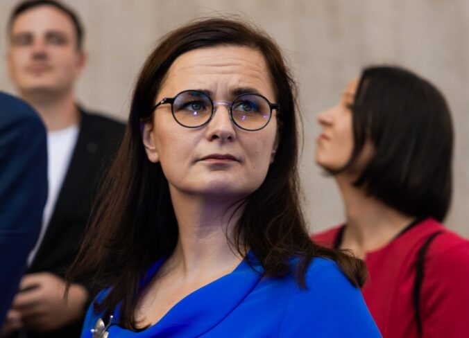 Progresívne Slovensko má novú predsedníčku poslaneckého klubu, Dubéciho nahradila Mesterová Progresívne Slovensko má novú predsedníčku poslaneckého klubu, Dubéciho nahradila Mesterová