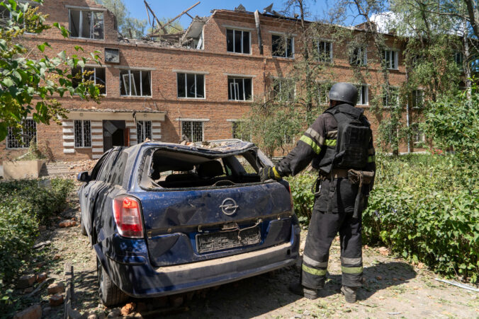 Moskva na Ukrajine zabíja aj v deň samitu na Aljaške, vyhlásil Zelenskyj