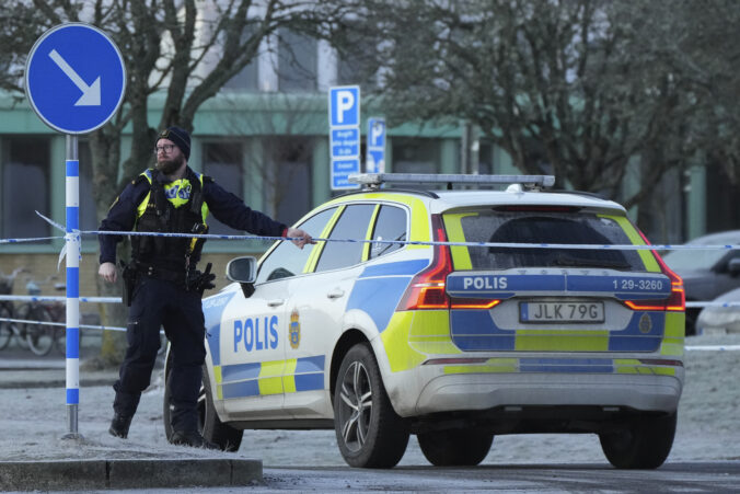 Streľba pri mešite vo Švédsku zranila dvoch ľudí