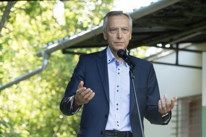 Fígeľ: Samit na Aljaške by mal presiahnuť mier na Ukrajine a viesť k novej európskej jednote