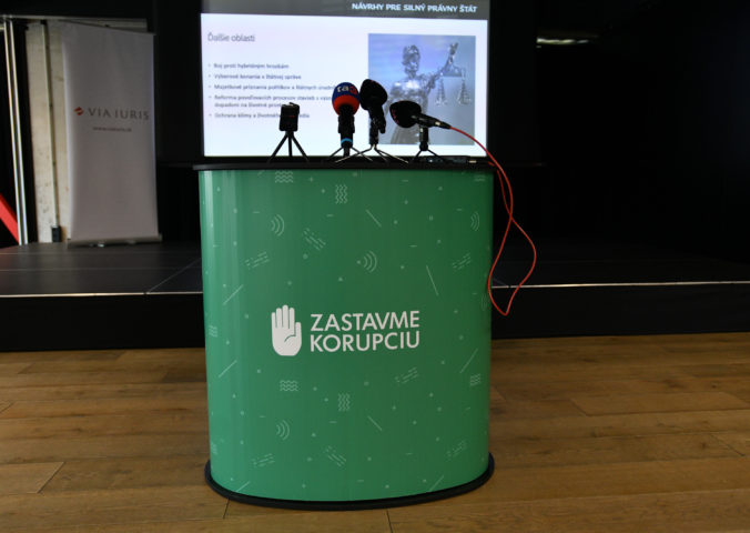 Nádacia Zastavme korupciu zatiaľ nemá potvrdenú žalobu s návrhom na jej zrušenie