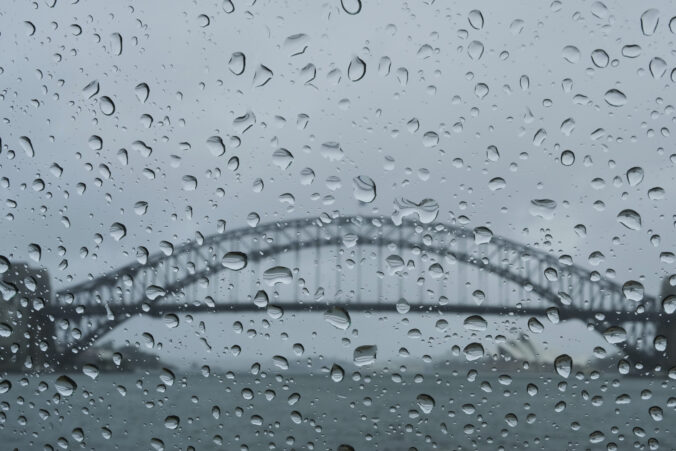 Pri zrútení sa rozostavaného mosta v Číne zahynulo 12 ľudí