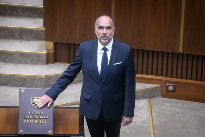 Huliakov návrh o hazarde je lobing a nie zákon pre rodiny, myslí si KDH