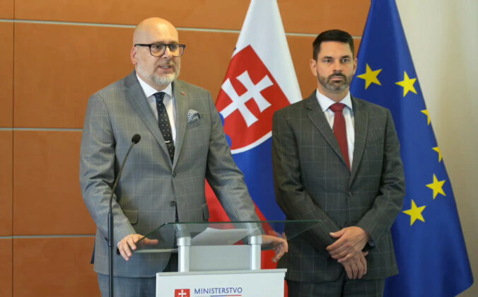 Doplňujúce komunálne voľby budú v septembri v 33 obciach, v Petržalke otestujú používanie elektronických dokladov – VIDEO