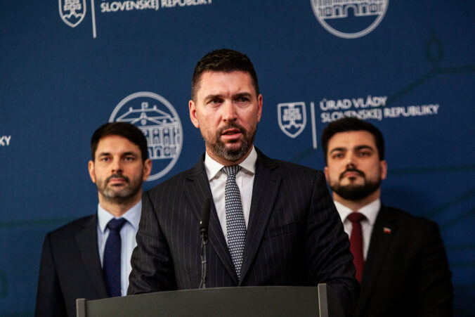 Takáč bráni Pavla Gašpara, v nehode išlo iba „o plechy“, vinníka určí znalecký posudok