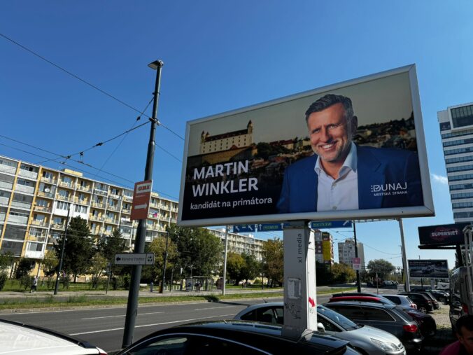 Martin Winkler spustil bilbordovú kampaň, v Bratislave je veľkým kritikom primátora Valla – FOTO