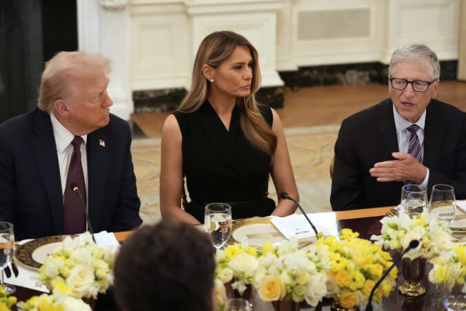 Nie je to žiadny Elon! Melania Trumpová sa vedľa Gatesa necíti dobre