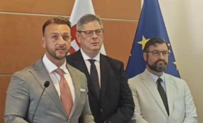 Krádeže v obchodoch pribúdajú, minister Susko navrhuje trestať páchateľov obecnými službami aj blokovaním dávok – VIDEO