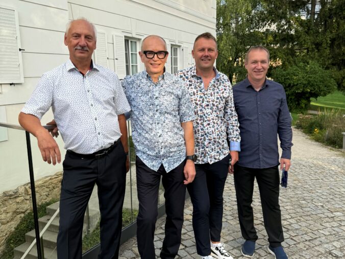 KROS oslavuje 30 rokov: od garáže po lídra slovenskej softvérovej scény