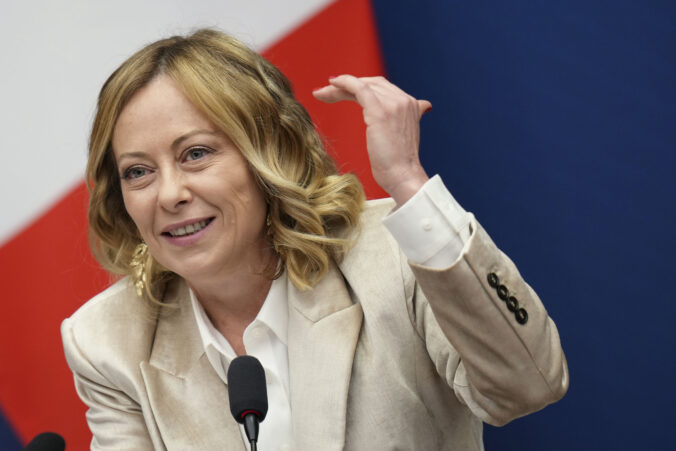 Nielen Slovensko rieši štátne sviatky. Zmeny chystá tiež Francúzsko a Taliansko