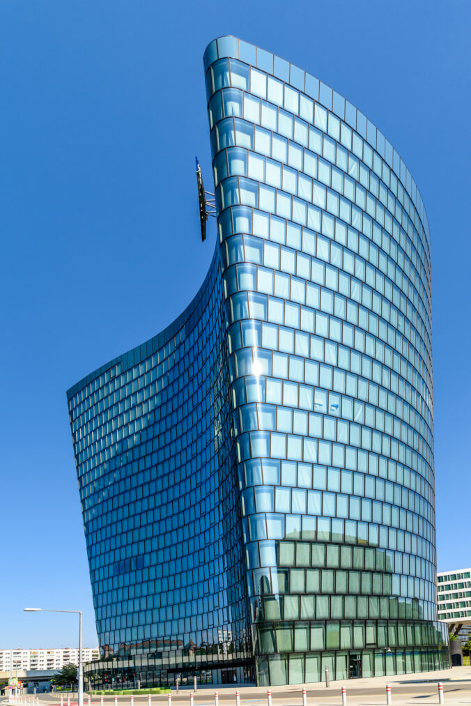 Rakúska energetická firma OMV prepustila zamestnanca pre špionáž pre Rusko