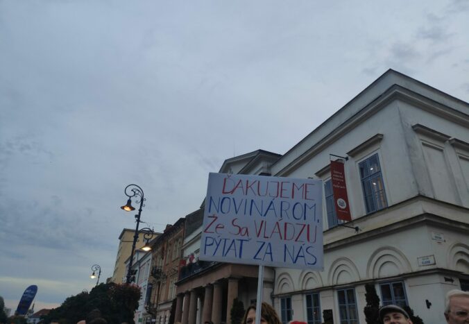 Košice vypískali vládu, na proteste proti ožobračovaniu sa opäť zišli tisíce demonštrantov – VIDEO, FOTO