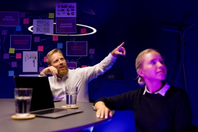 Viete, že môžete obchodovať s virtuálnymi peniazmi, ale odniesť si skutočné?