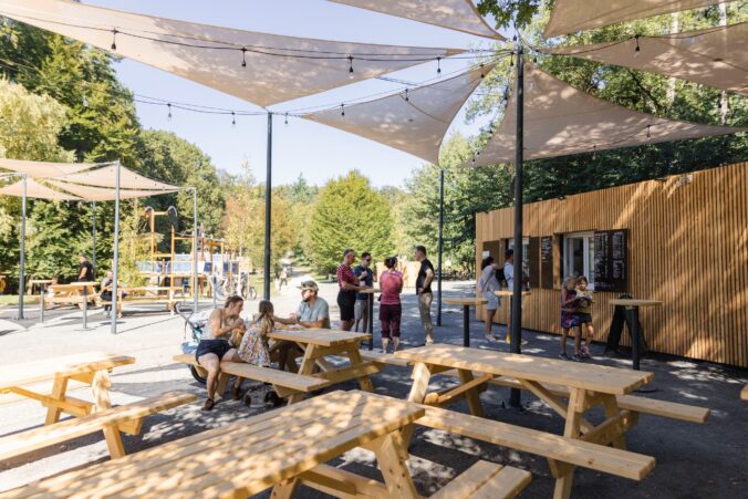 Areál Horárne Krasňany prešiel komplexnou revitalizáciou, prináša viac zelene a komfortu pre návštevníkov – FOTO