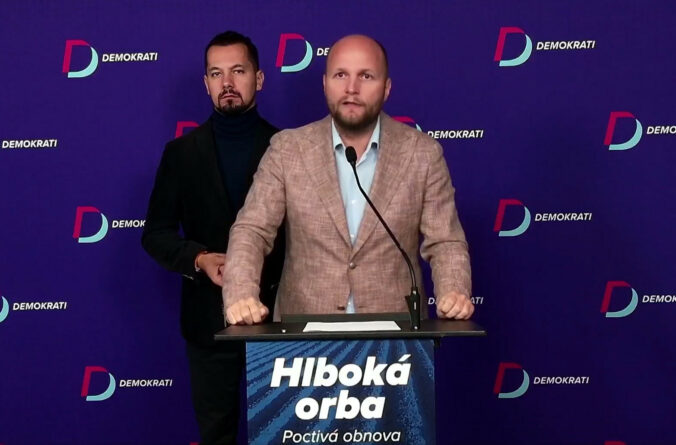 Naď tvrdí, že Oskar Rózsa smeruje na ministerstvo obrany a pýta sa, či ďalší budú Bombic alebo mladý Sulík – VIDEO